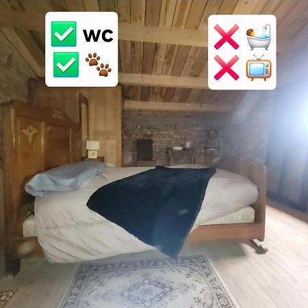 Nuit Insolite, Chambre Au Dessus D'Une Etable La Chapelle-Themer Exterior photo